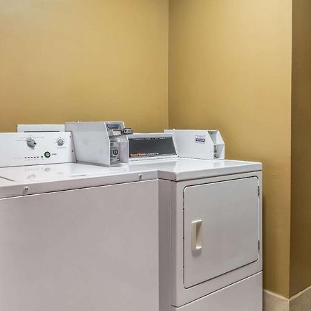 Quality Inn I-74 Batesville Εξωτερικό φωτογραφία