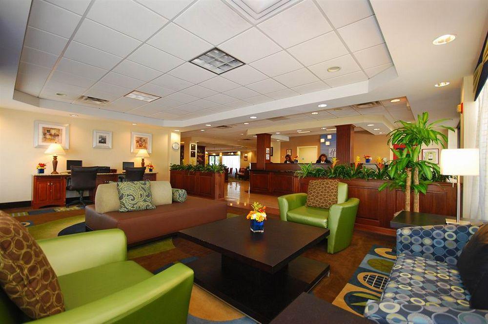 Quality Inn I-74 Batesville Εξωτερικό φωτογραφία