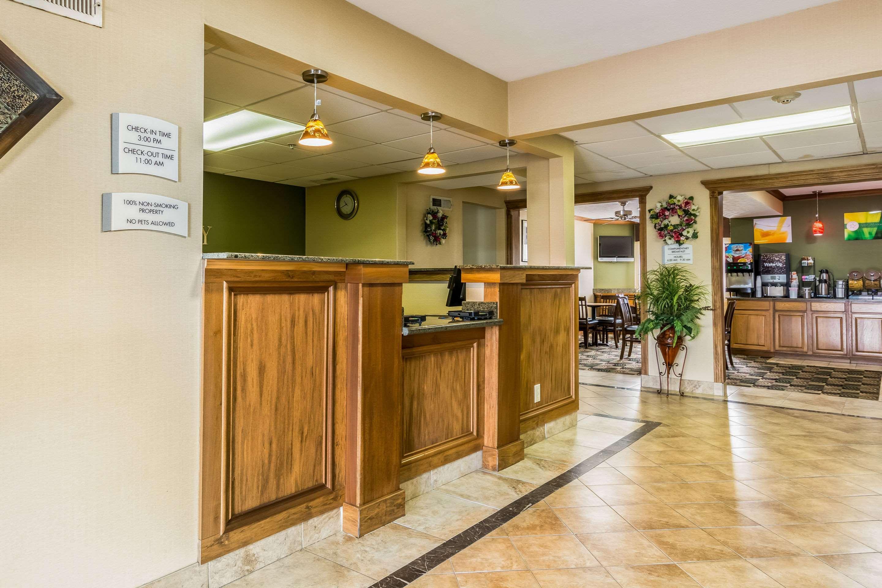 Quality Inn I-74 Batesville Εξωτερικό φωτογραφία