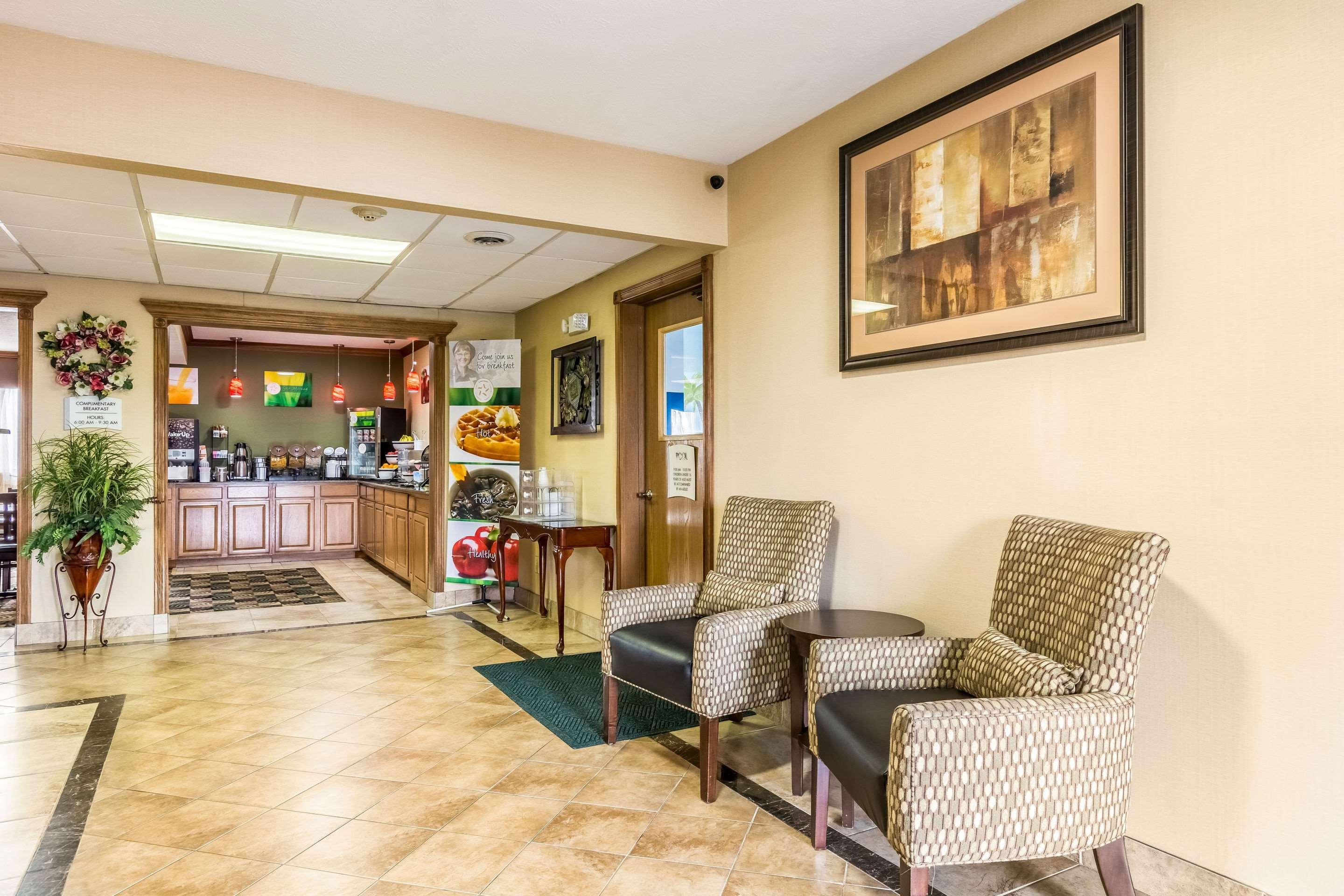 Quality Inn I-74 Batesville Εξωτερικό φωτογραφία