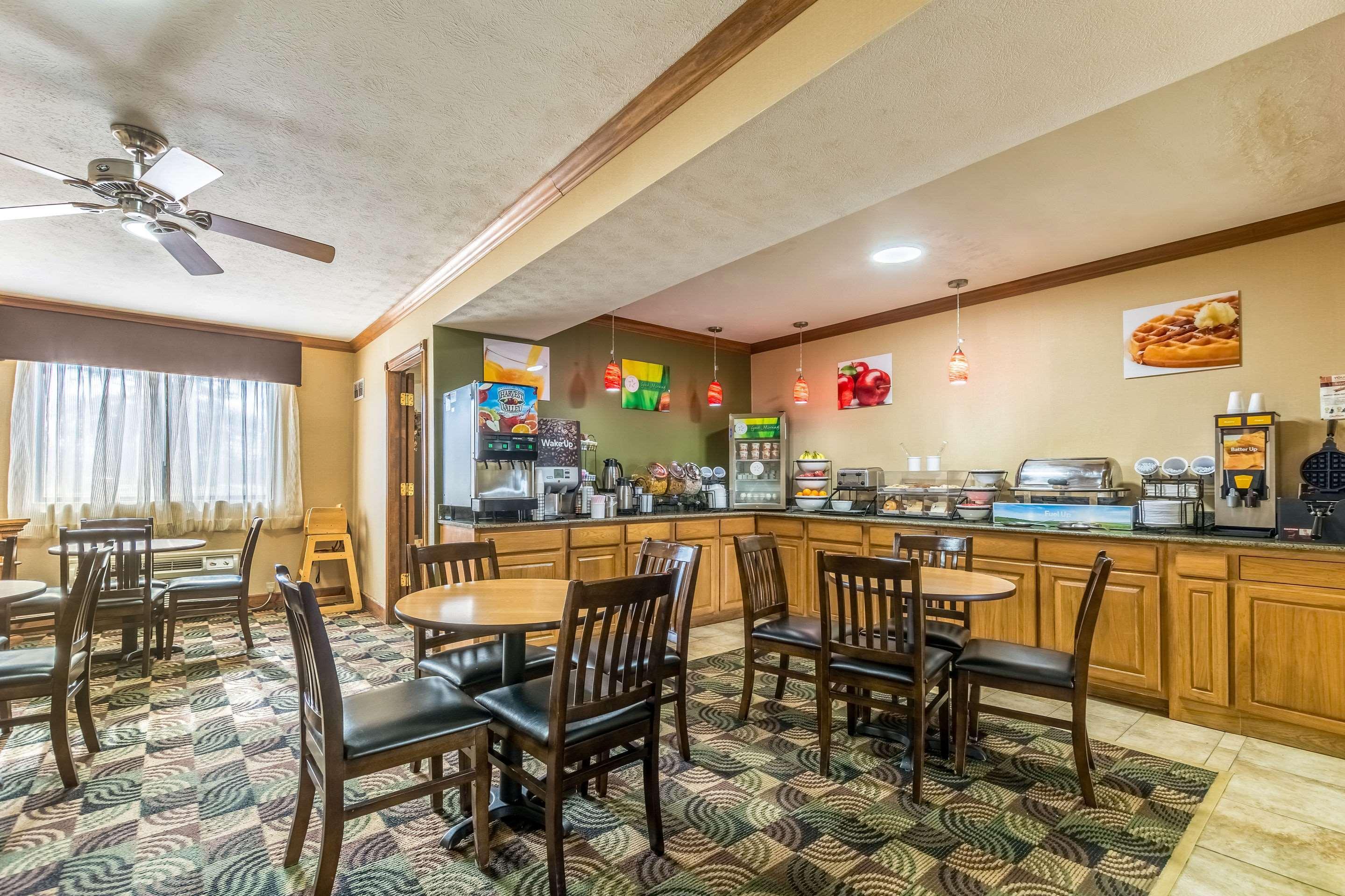 Quality Inn I-74 Batesville Εξωτερικό φωτογραφία