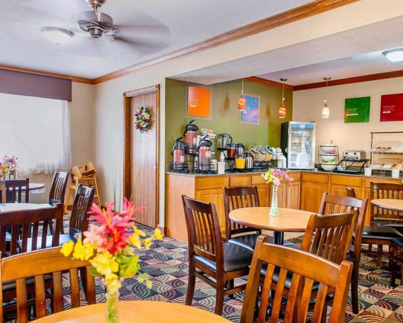 Quality Inn I-74 Batesville Εξωτερικό φωτογραφία