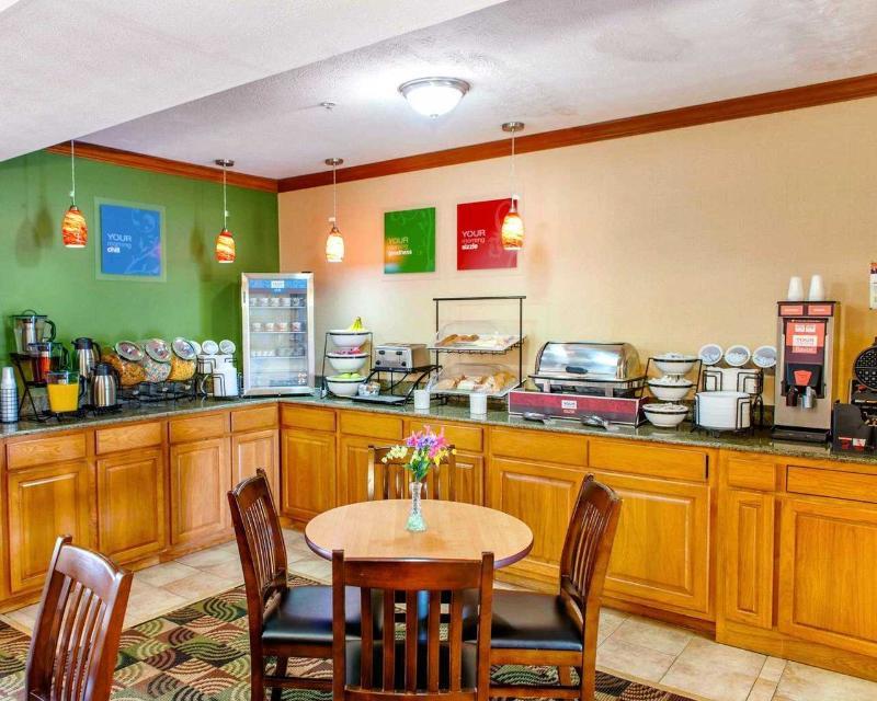 Quality Inn I-74 Batesville Εξωτερικό φωτογραφία