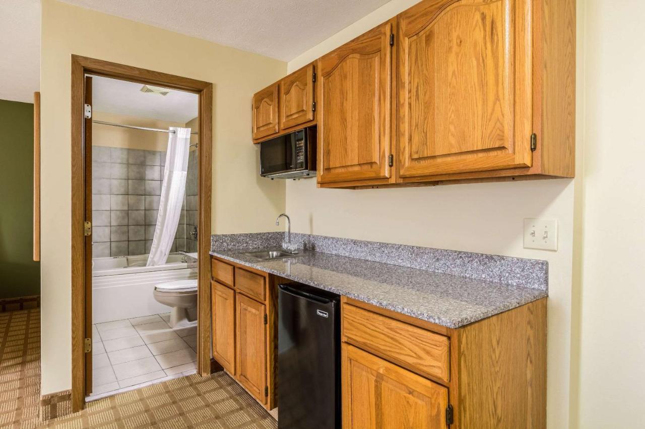 Quality Inn I-74 Batesville Εξωτερικό φωτογραφία