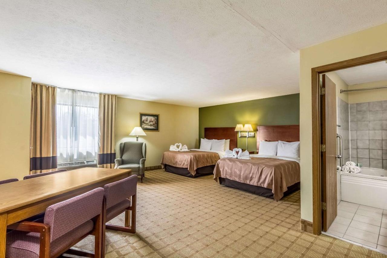 Quality Inn I-74 Batesville Εξωτερικό φωτογραφία