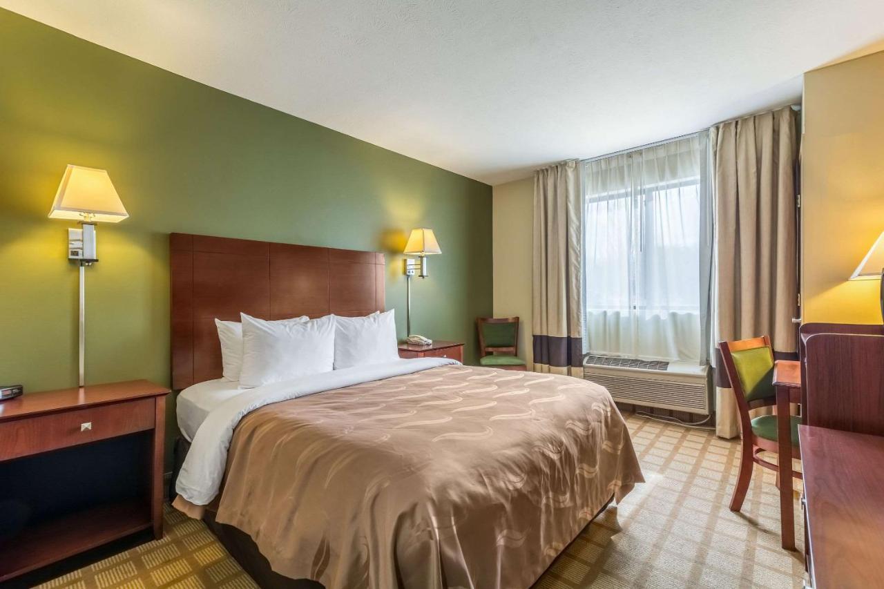 Quality Inn I-74 Batesville Εξωτερικό φωτογραφία