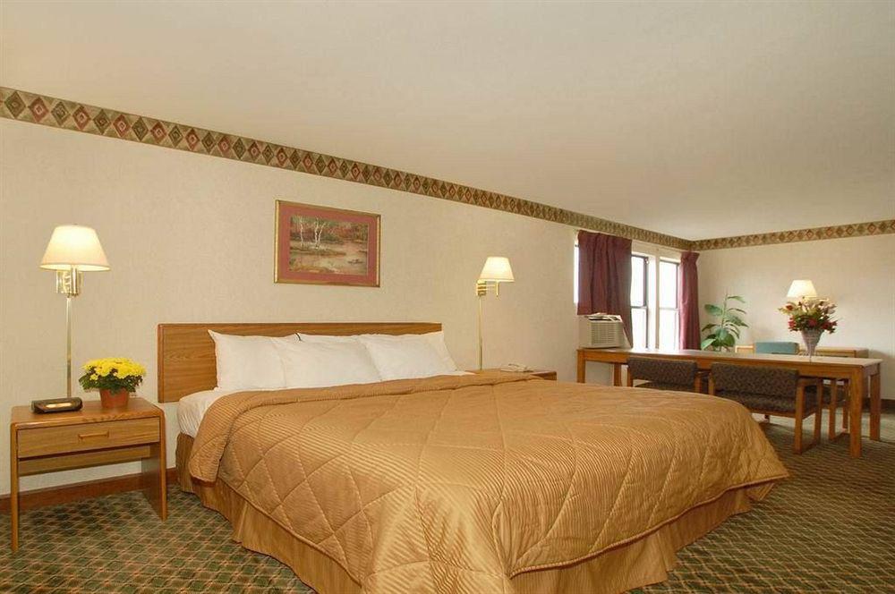 Quality Inn I-74 Batesville Δωμάτιο φωτογραφία